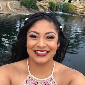 Meet your Posher, Jackie